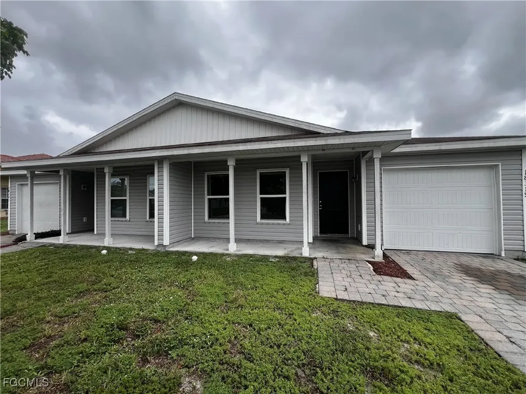 18319 Gibraltar Lane Lehigh Acres FL 33936