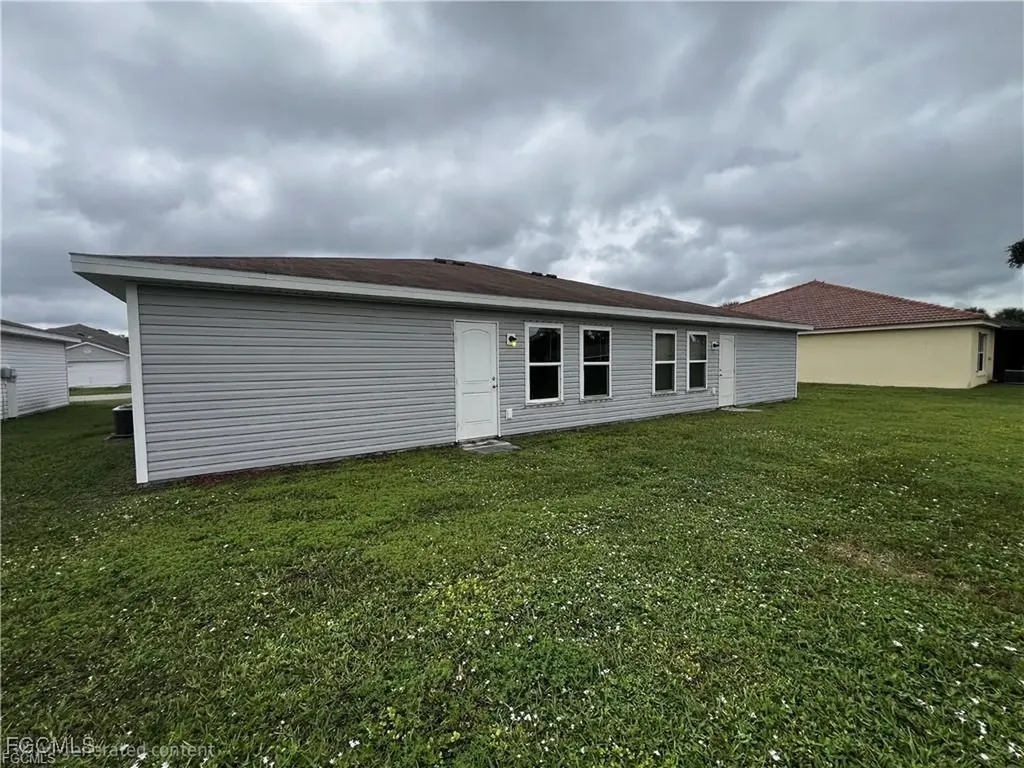 18319 Gibraltar Lane Lehigh Acres FL 33936