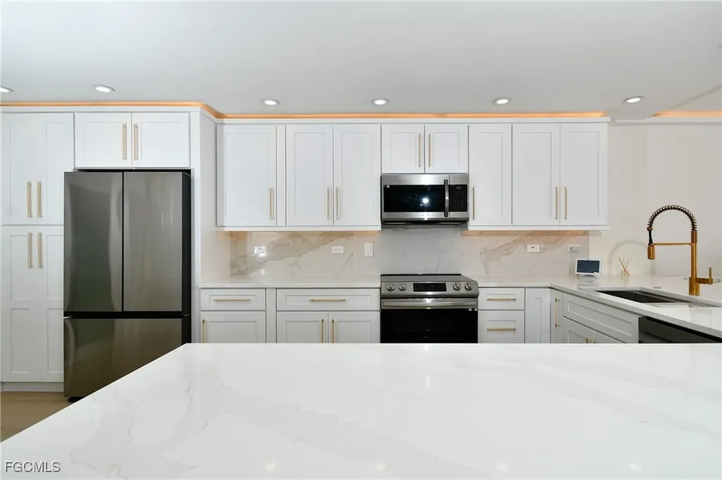 16290 Kelly Cove Drive Fort Myers FL 33908