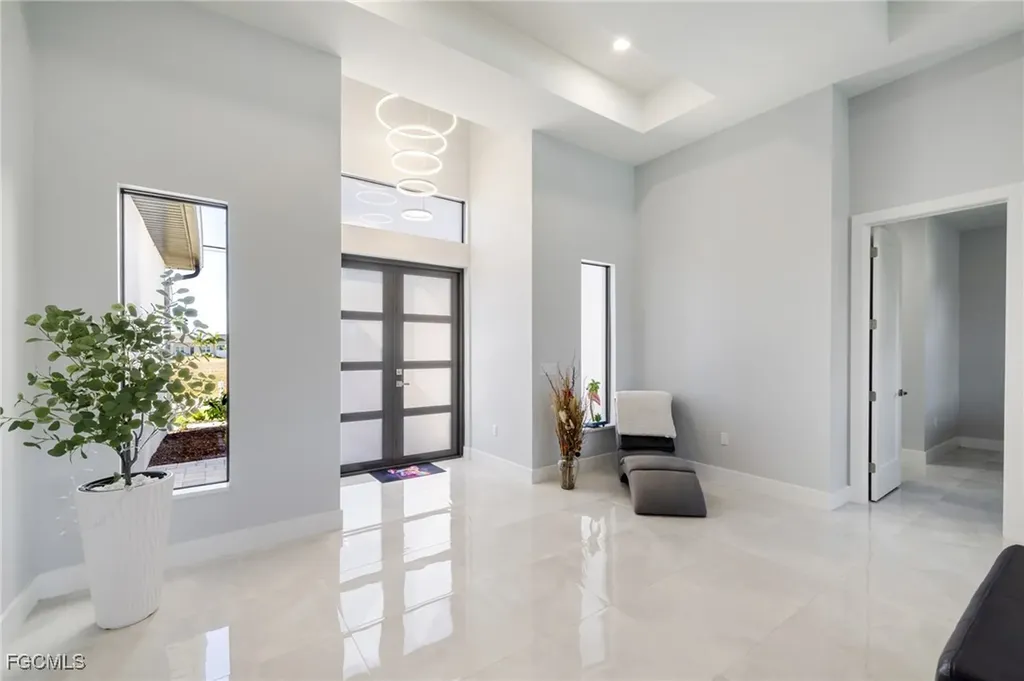 2719 SW 21st Avenue Cape Coral FL 33914