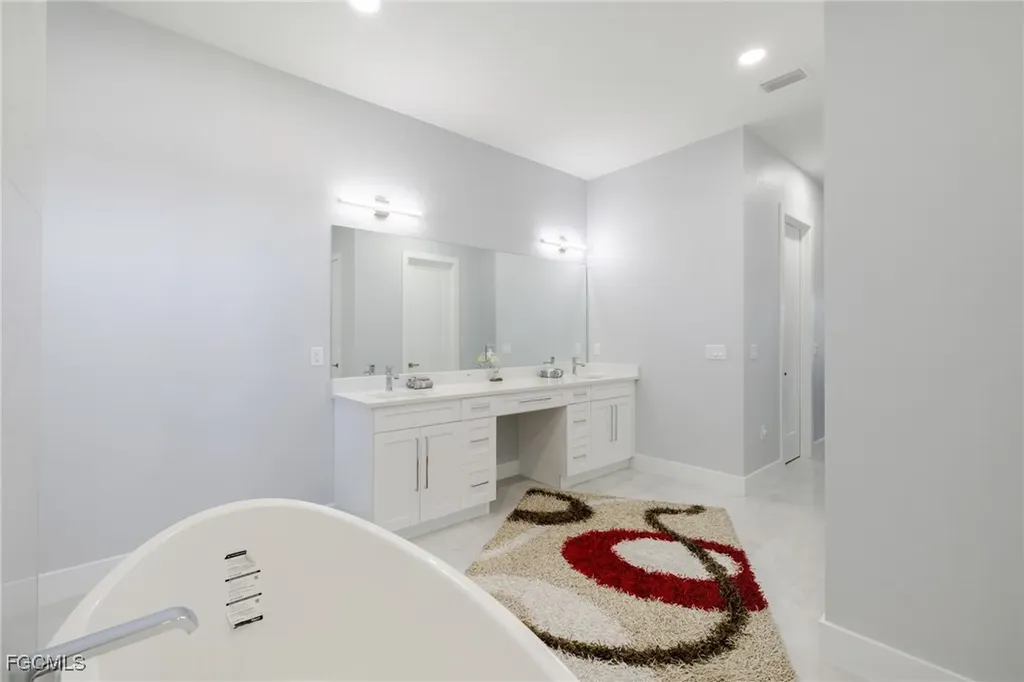 2719 SW 21st Avenue Cape Coral FL 33914