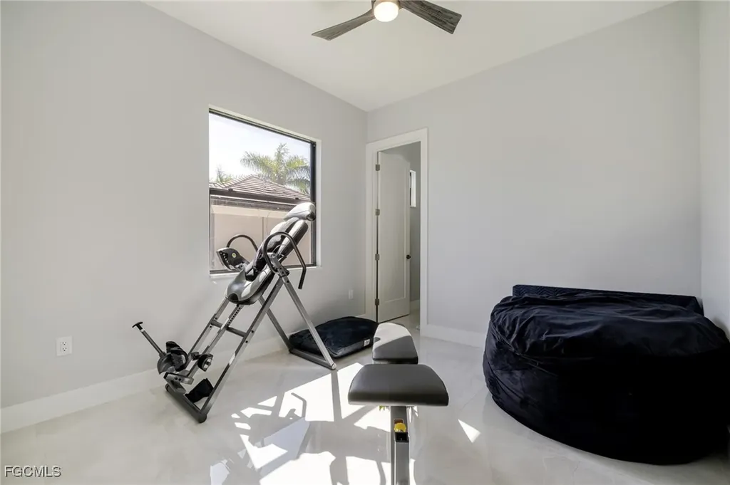 2719 SW 21st Avenue Cape Coral FL 33914