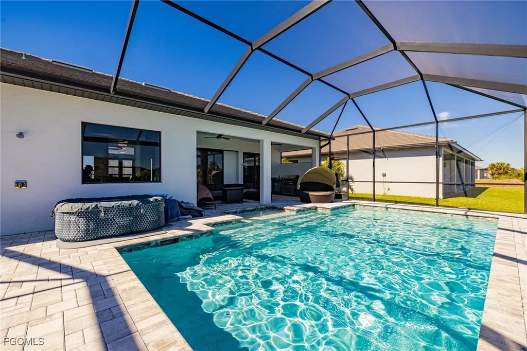 2719 SW 21st Avenue Cape Coral FL 33914
