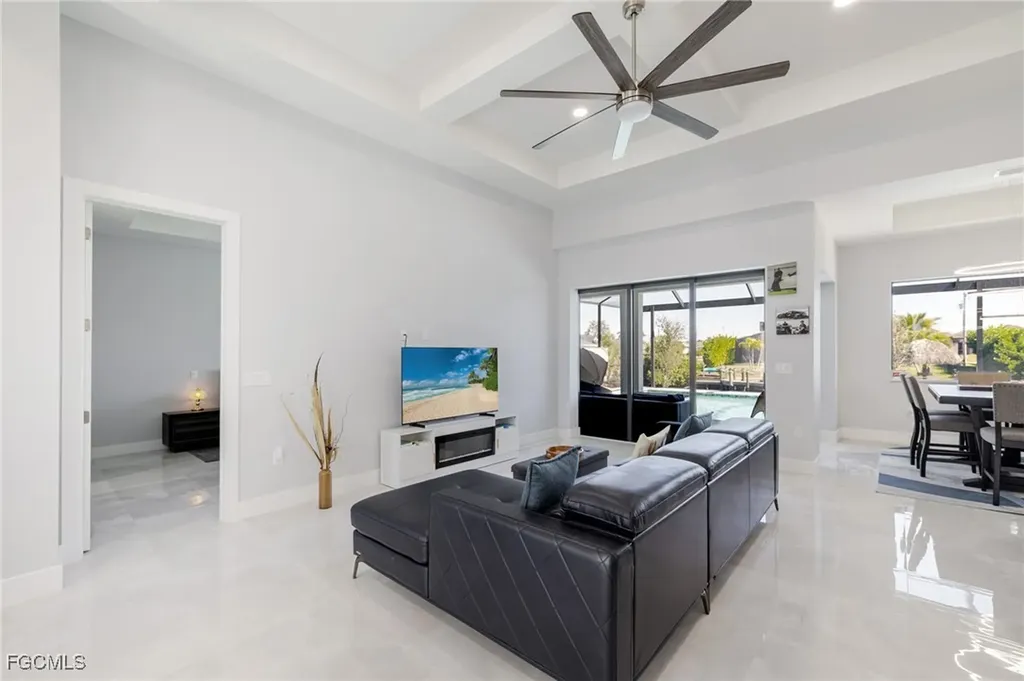 2719 SW 21st Avenue Cape Coral FL 33914