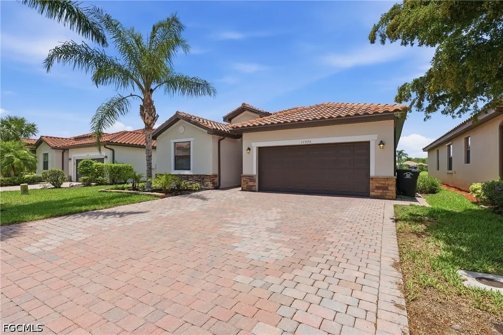 10976 Cherry Laurel Drive Fort Myers FL 33912
