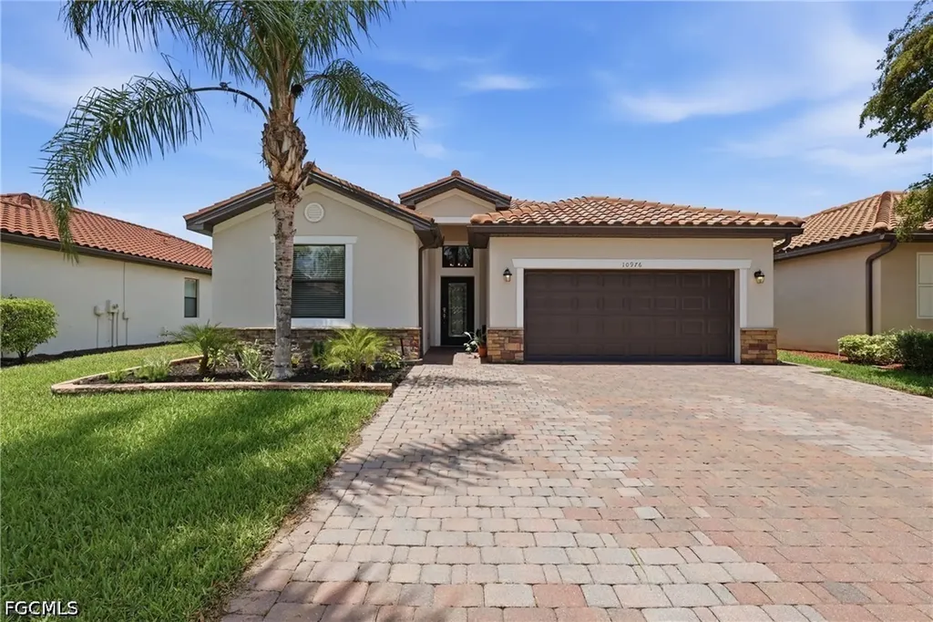 10976 Cherry Laurel Drive Fort Myers FL 33912