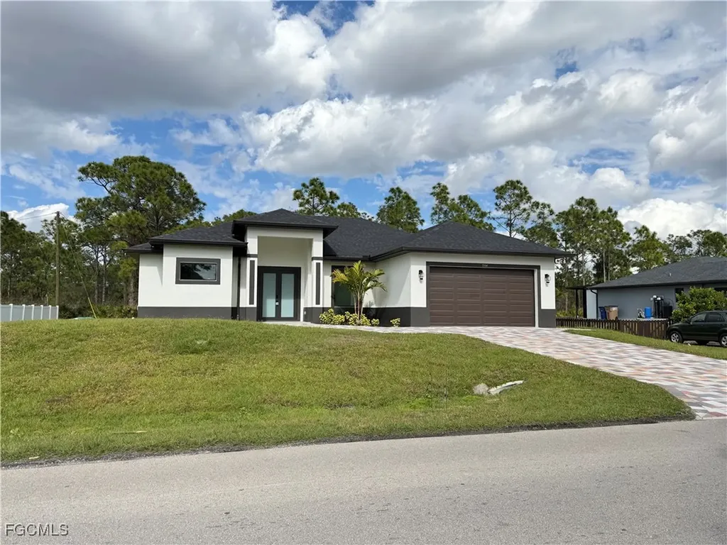1504 W 9th Street Lehigh Acres FL 33972