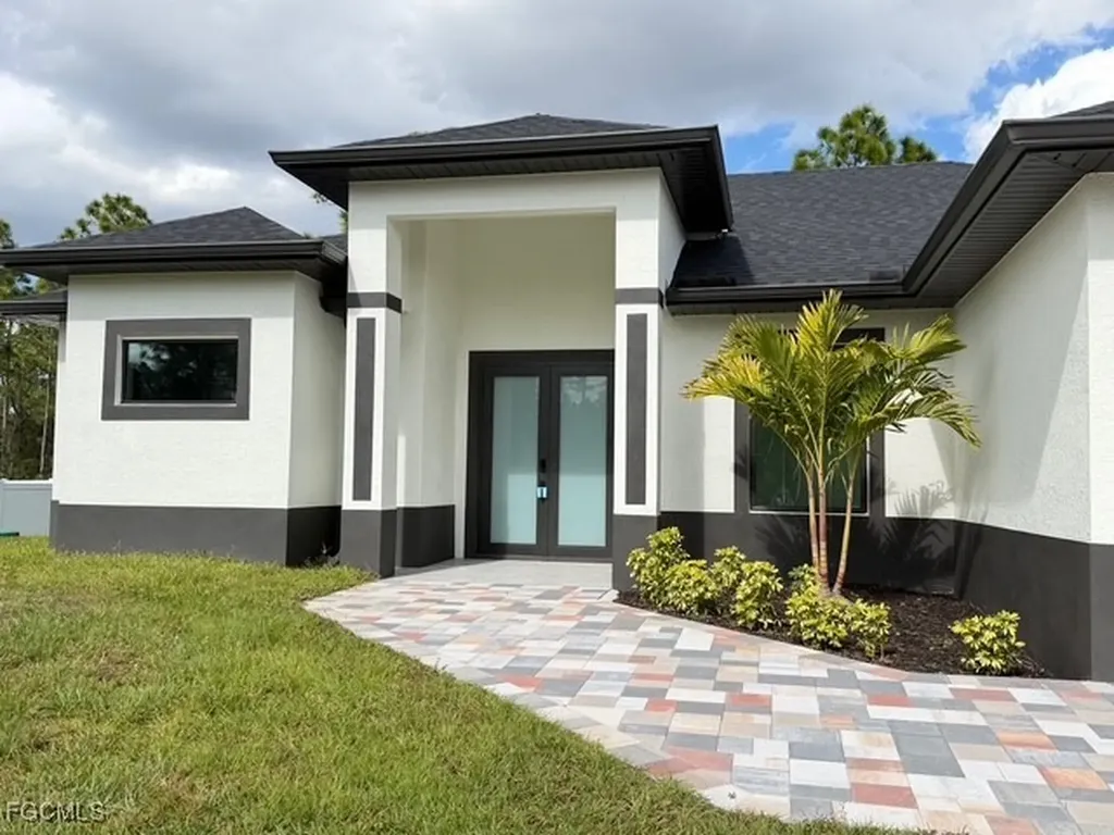 1504 W 9th Street Lehigh Acres FL 33972
