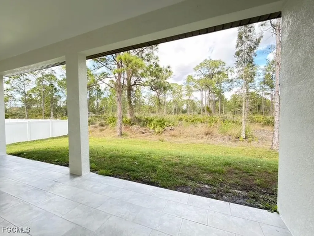 1504 W 9th Street Lehigh Acres FL 33972