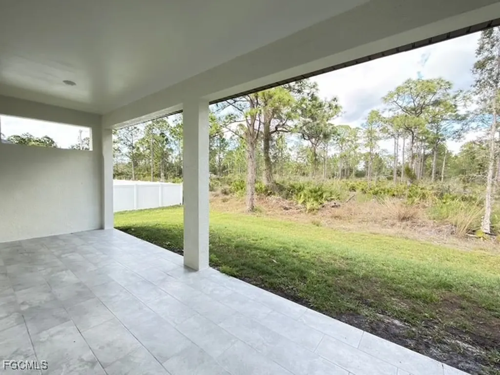 1504 W 9th Street Lehigh Acres FL 33972