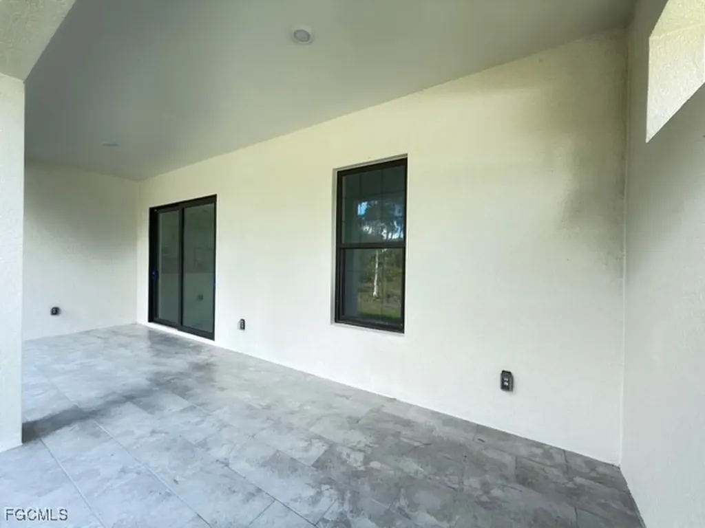 1504 W 9th Street Lehigh Acres FL 33972