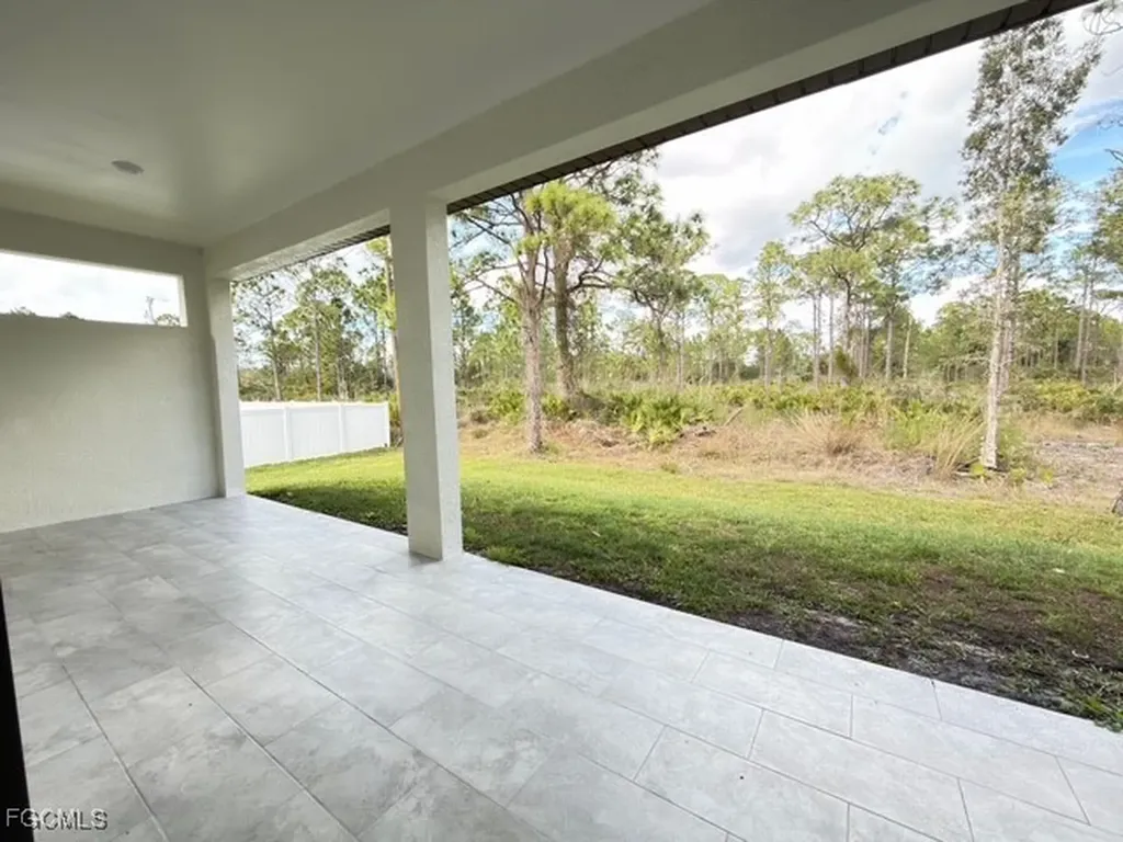 1504 W 9th Street Lehigh Acres FL 33972