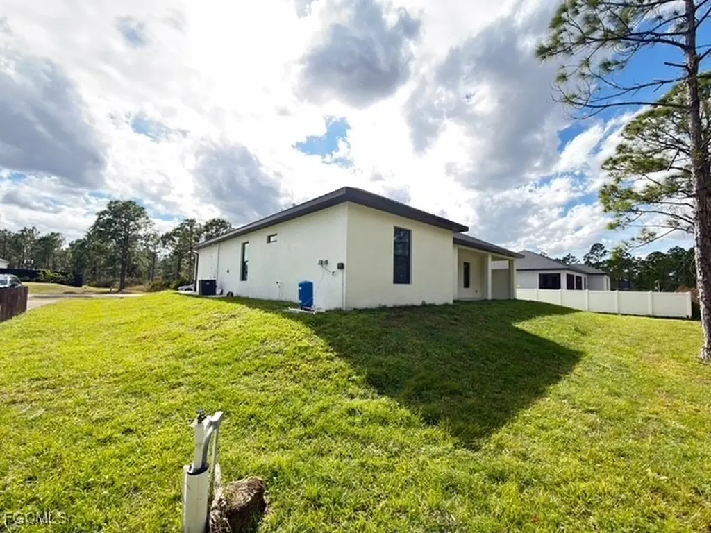 1504 W 9th Street Lehigh Acres FL 33972