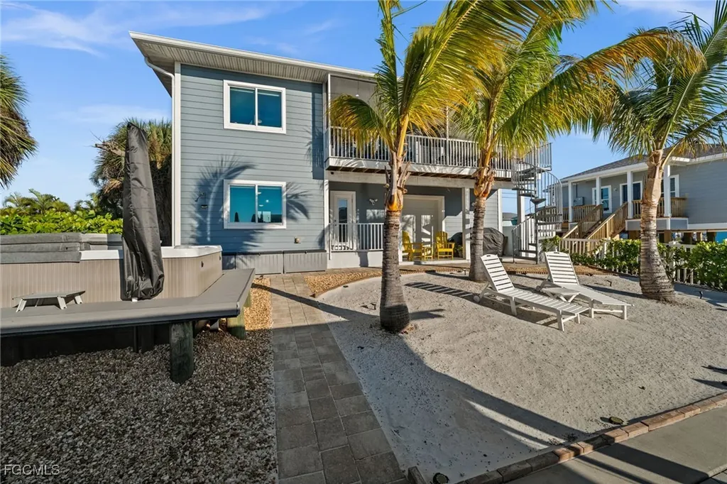 2391 Oleander Street St. James City FL 33956