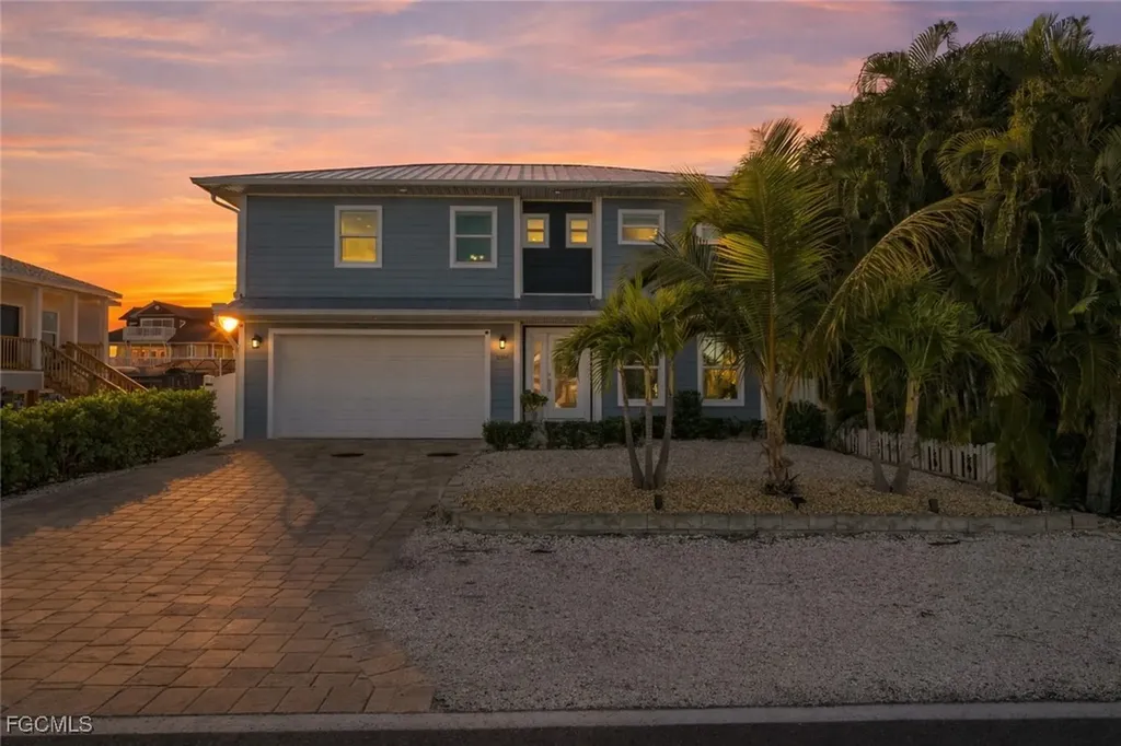 2391 Oleander Street St. James City FL 33956