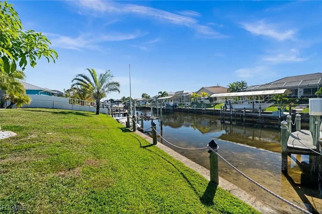 250 SW 37th Terrace Cape Coral FL 33914