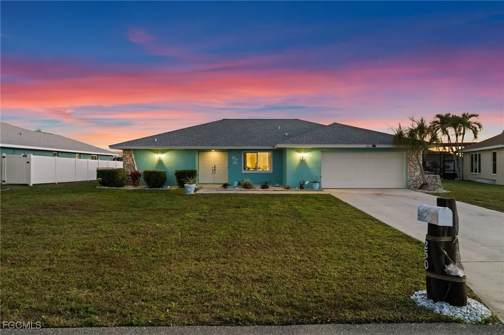 250 SW 37th Terrace Cape Coral FL 33914