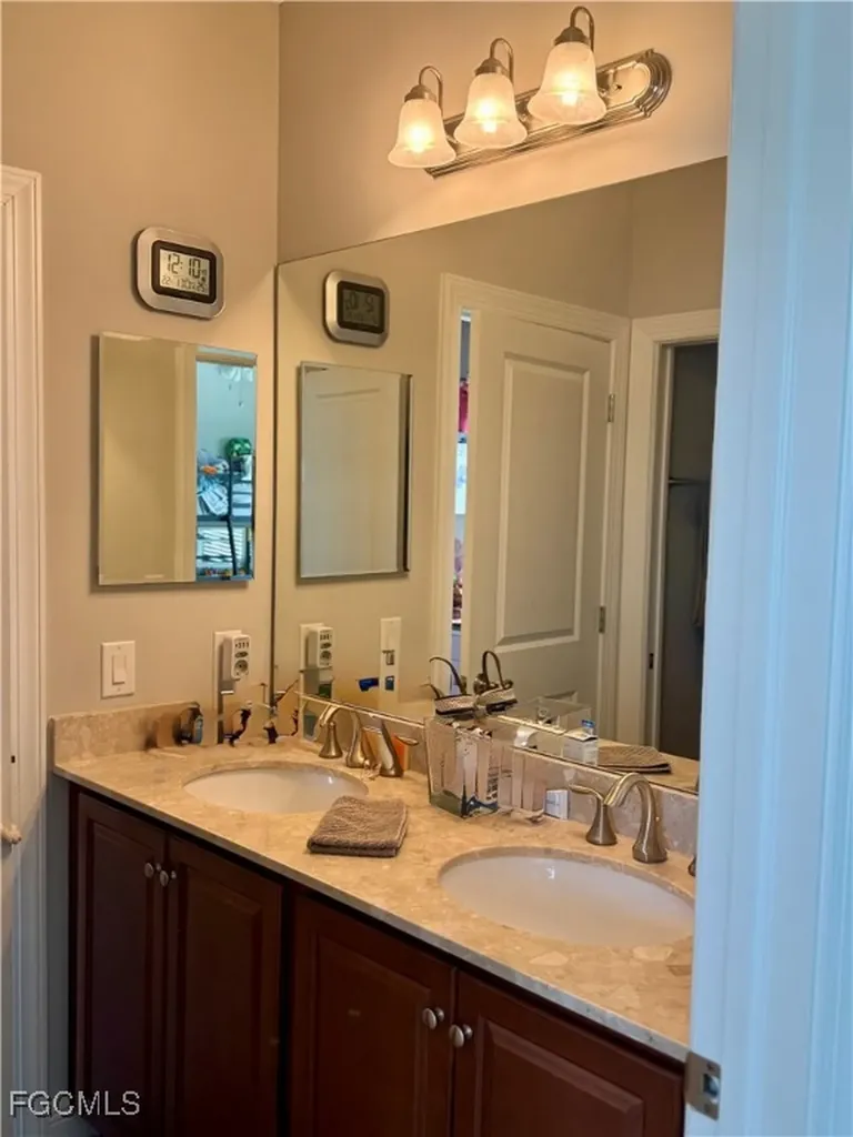 12580 Fairington Way Fort Myers FL 33913