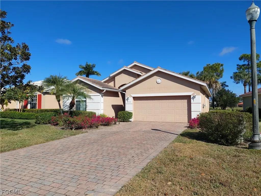 3333 Magnolia Landing Lane North Fort Myers FL 33917