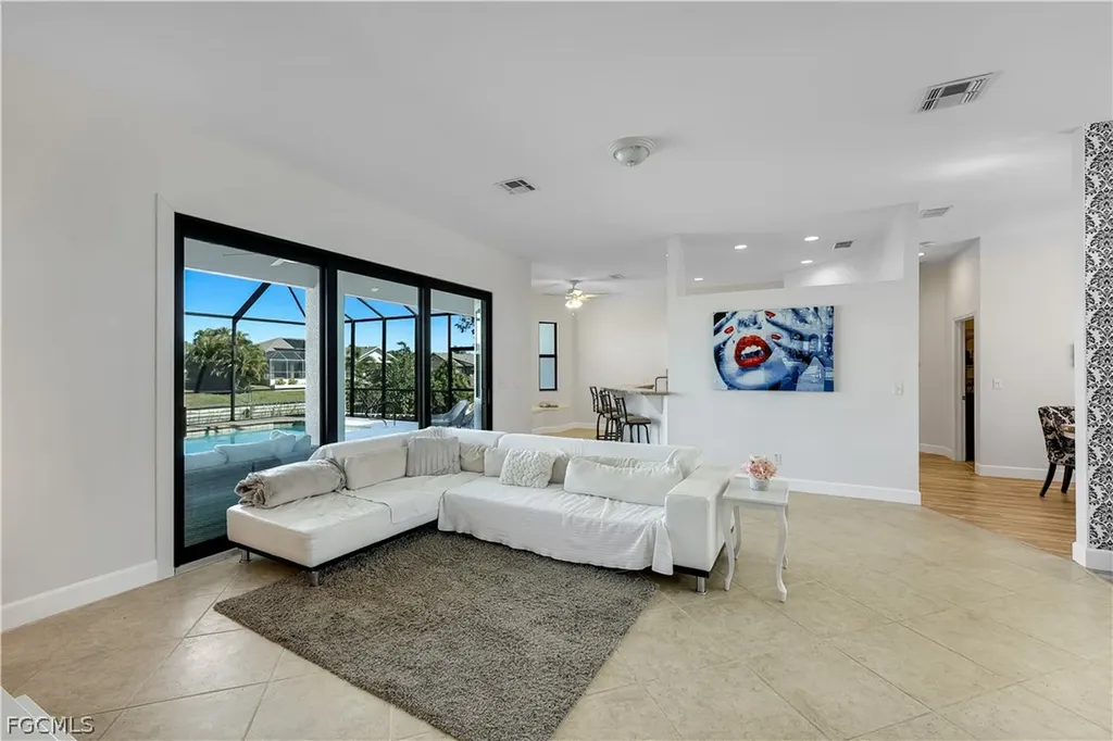 1417 SW 28th Terrace Cape Coral FL 33914