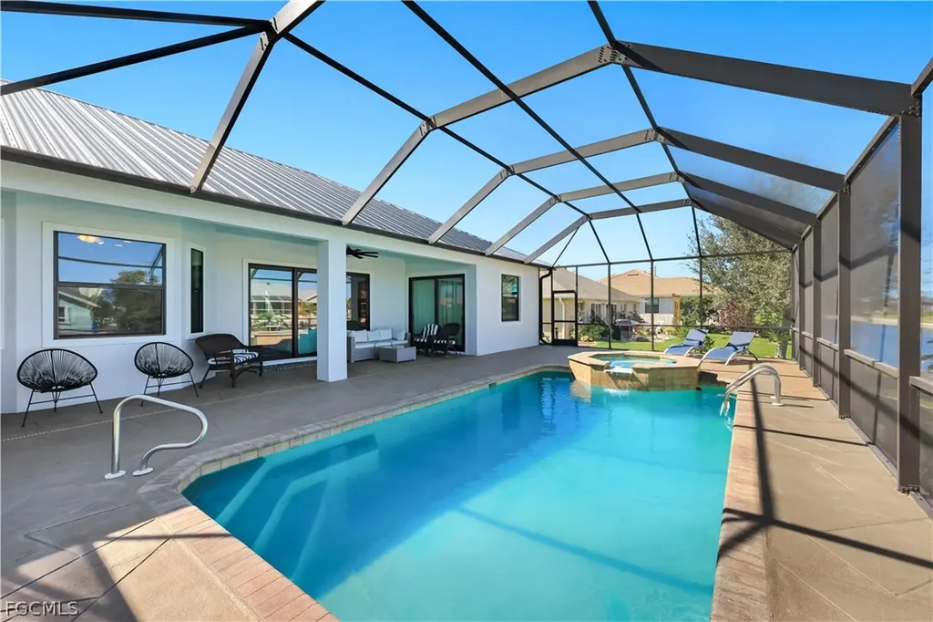 1417 SW 28th Terrace Cape Coral FL 33914