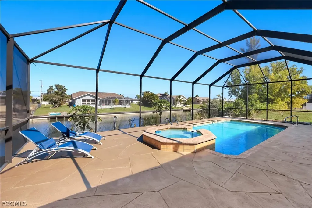1417 SW 28th Terrace Cape Coral FL 33914