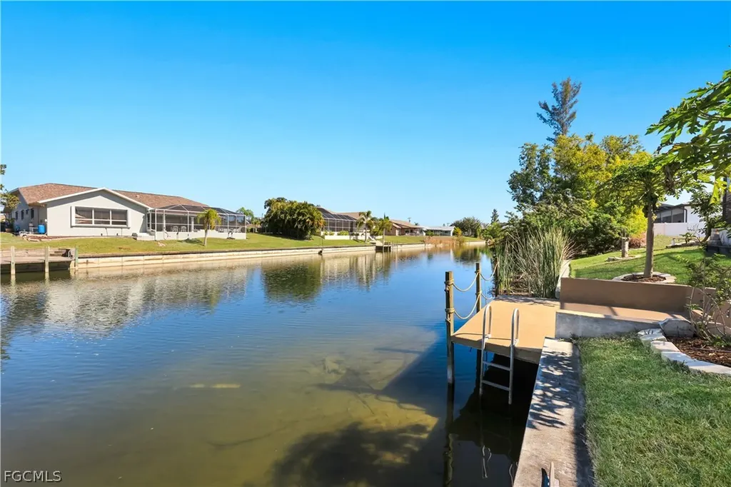 1417 SW 28th Terrace Cape Coral FL 33914