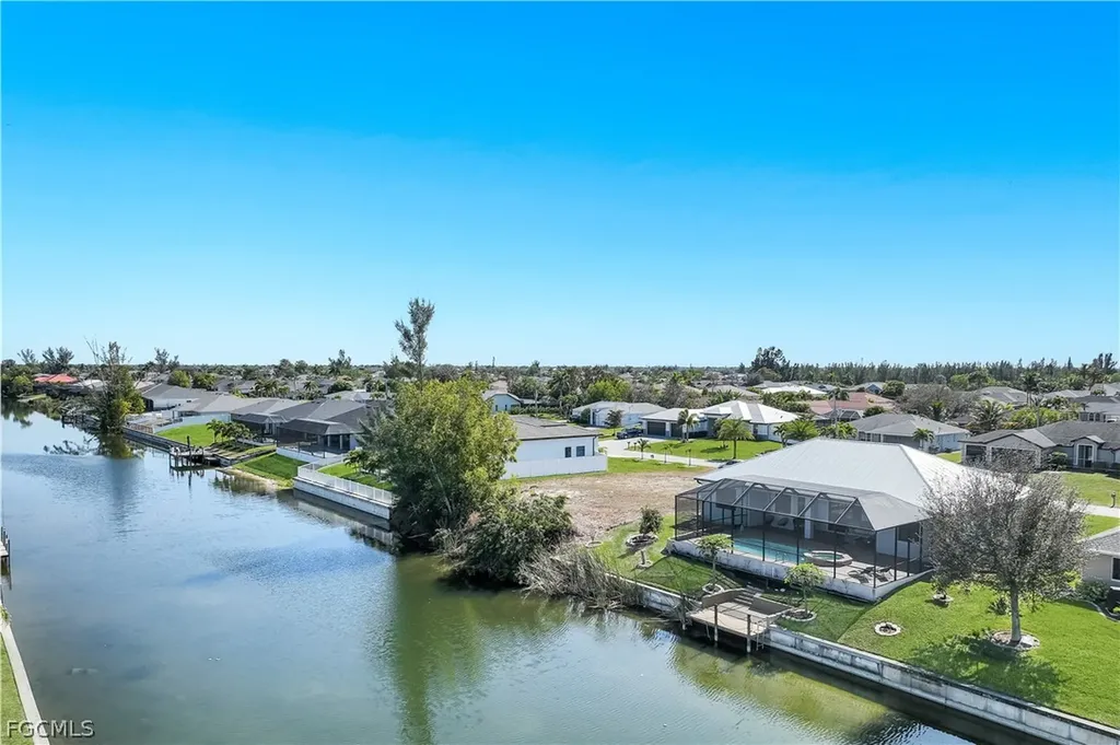 1417 SW 28th Terrace Cape Coral FL 33914