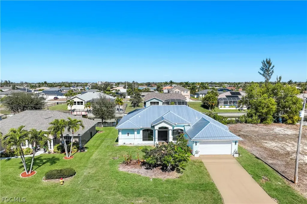 1417 SW 28th Terrace Cape Coral FL 33914