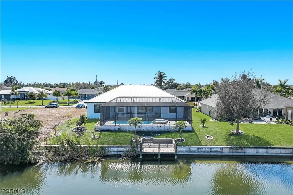 1417 SW 28th Terrace Cape Coral FL 33914