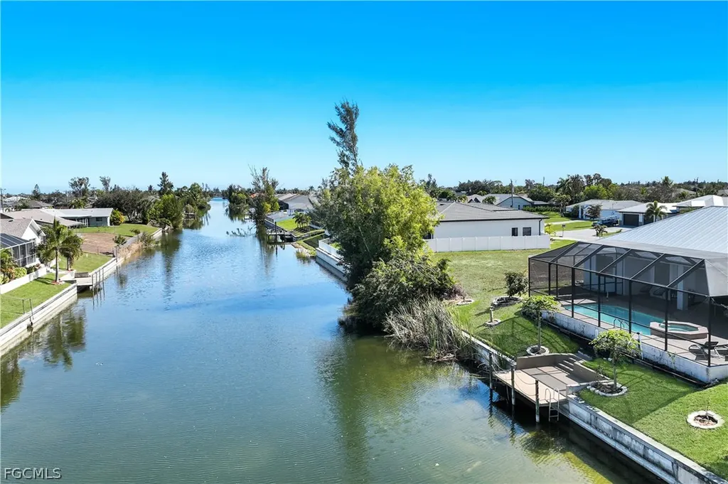 1417 SW 28th Terrace Cape Coral FL 33914