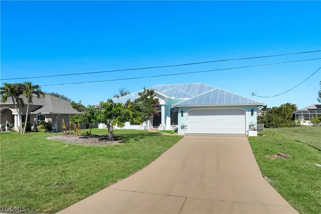1417 SW 28th Terrace Cape Coral FL 33914