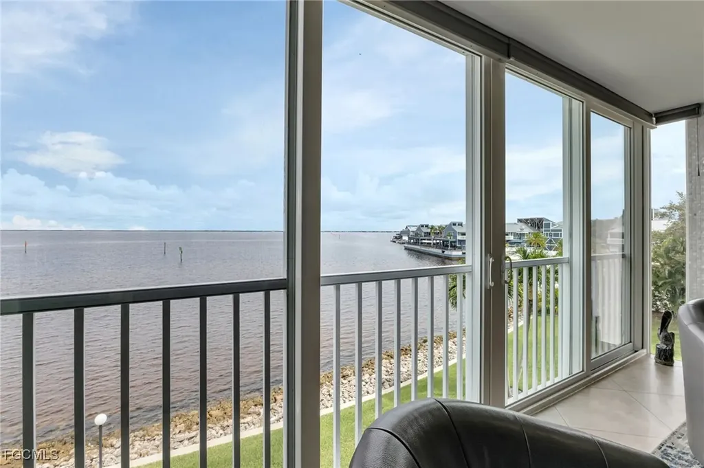 1250 W Marion Avenue Punta Gorda FL 33950