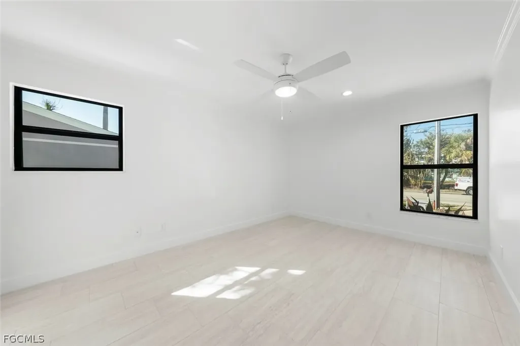 736 Donax Street Sanibel FL 33957