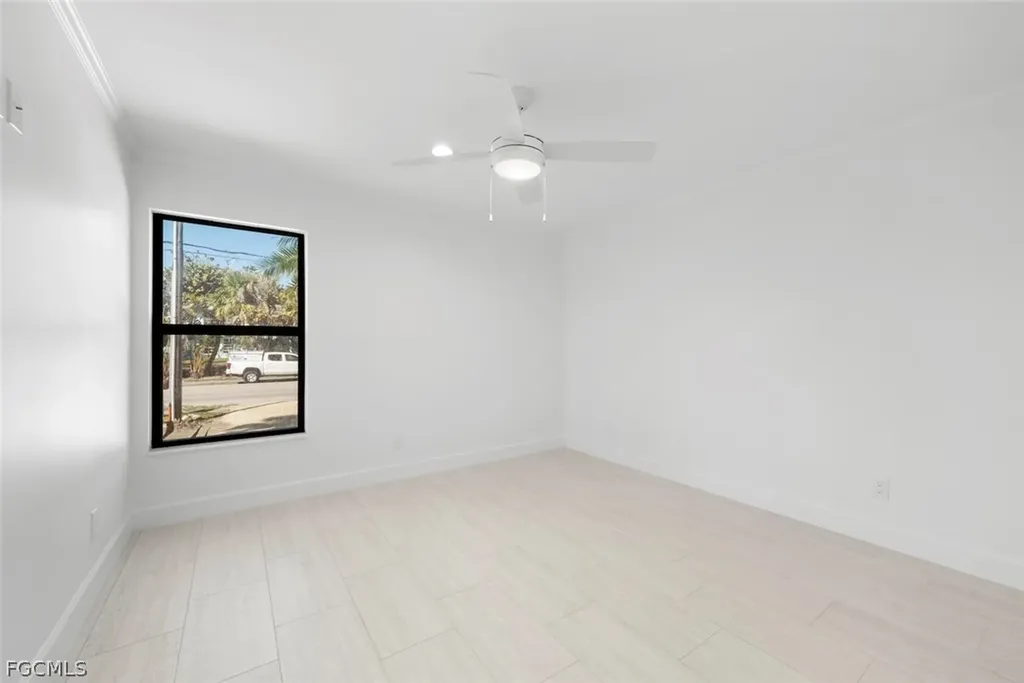 736 Donax Street Sanibel FL 33957