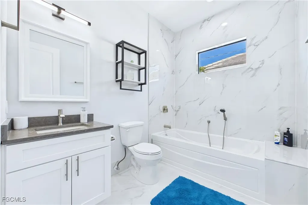 3121 SW 26th Place Cape Coral FL 33914