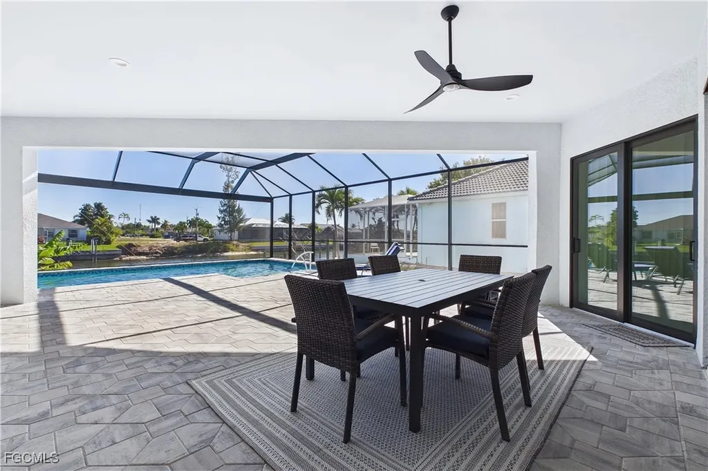 3121 SW 26th Place Cape Coral FL 33914