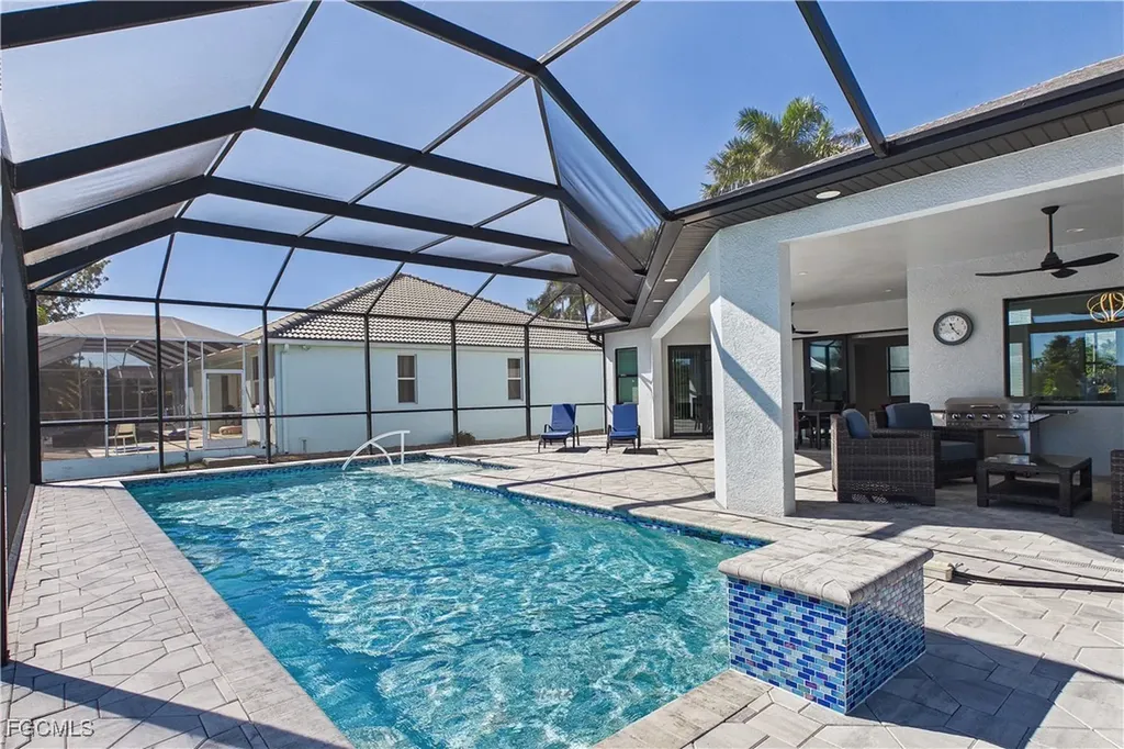3121 SW 26th Place Cape Coral FL 33914