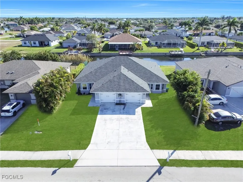 2032 NE 6th Street Cape Coral FL 33909