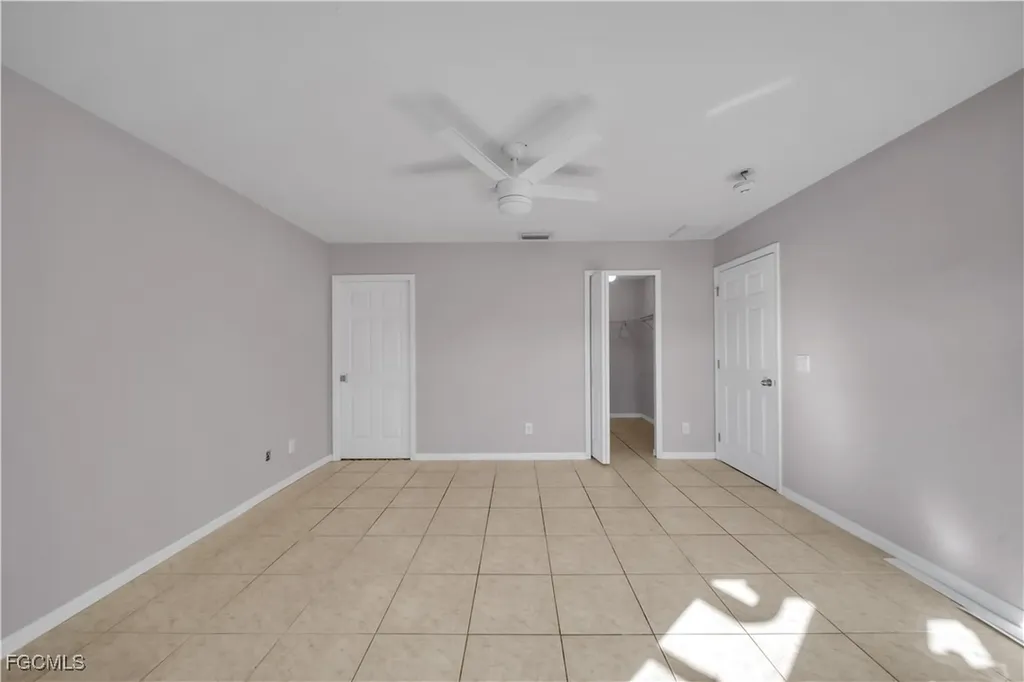 2032 NE 6th Street Cape Coral FL 33909