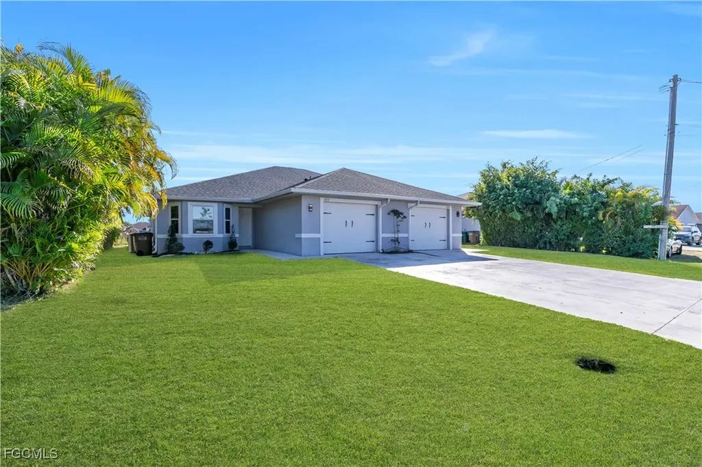 2032 NE 6th Street Cape Coral FL 33909