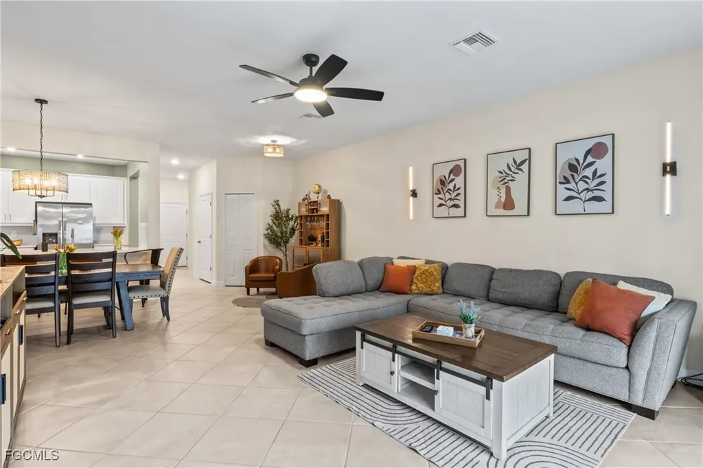 14124 Gardeners Way Fort Myers FL 33913