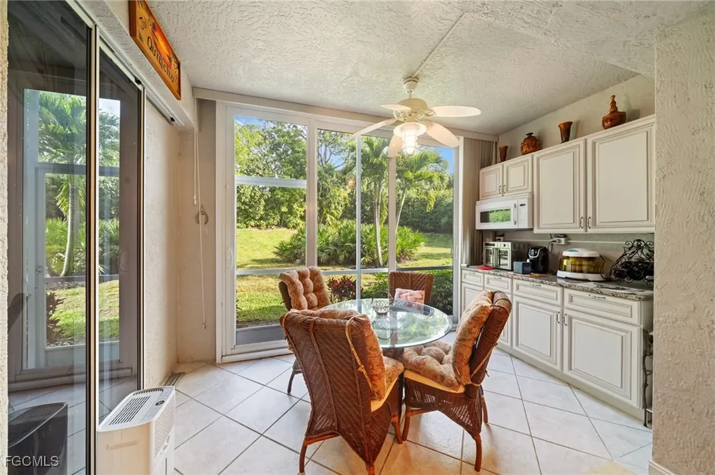 871 Tanbark Drive Naples FL 34108