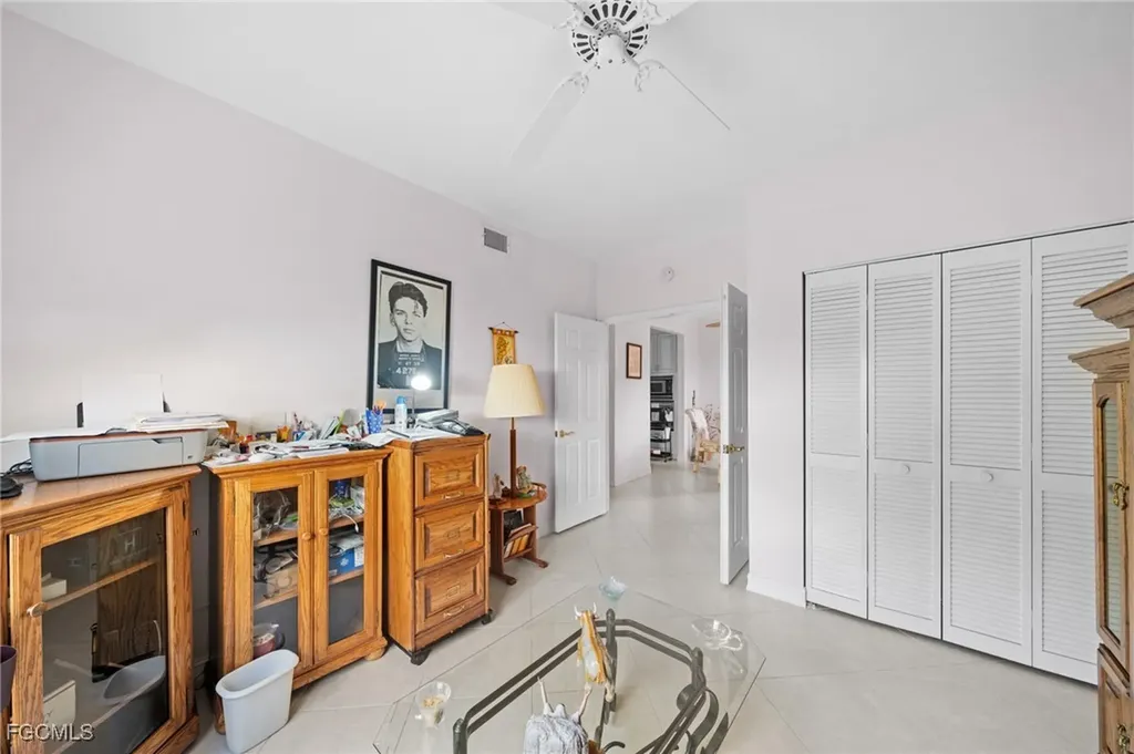 871 Tanbark Drive Naples FL 34108
