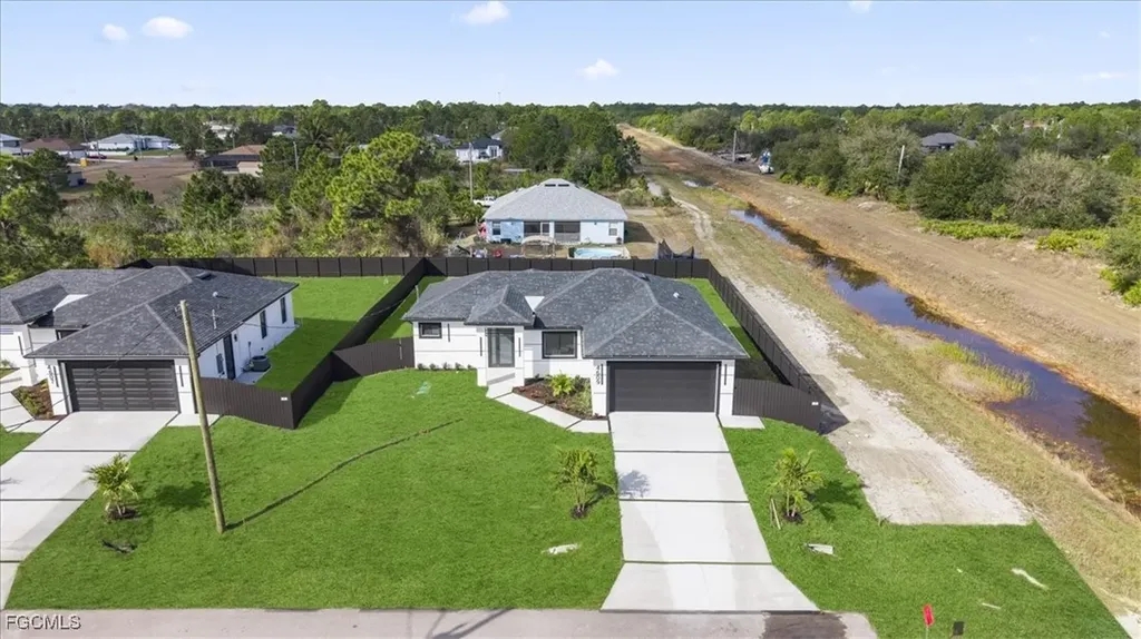 4607 Hanna Avenue N Lehigh Acres FL 33971