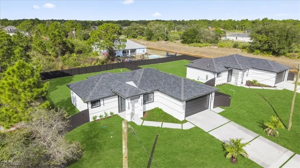 4607 Hanna Avenue N Lehigh Acres FL 33971