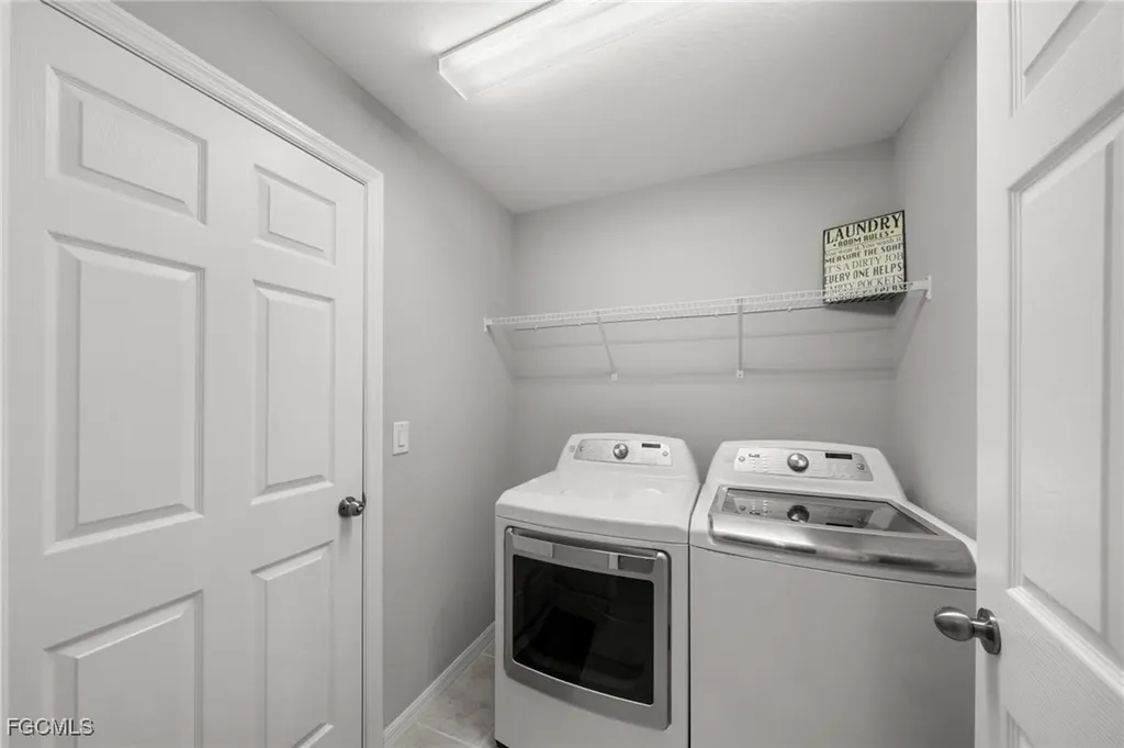 2805 NW 12th Lane Cape Coral FL 33993