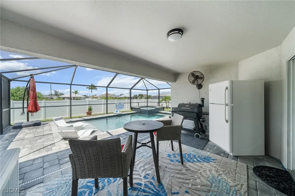 2805 NW 12th Lane Cape Coral FL 33993