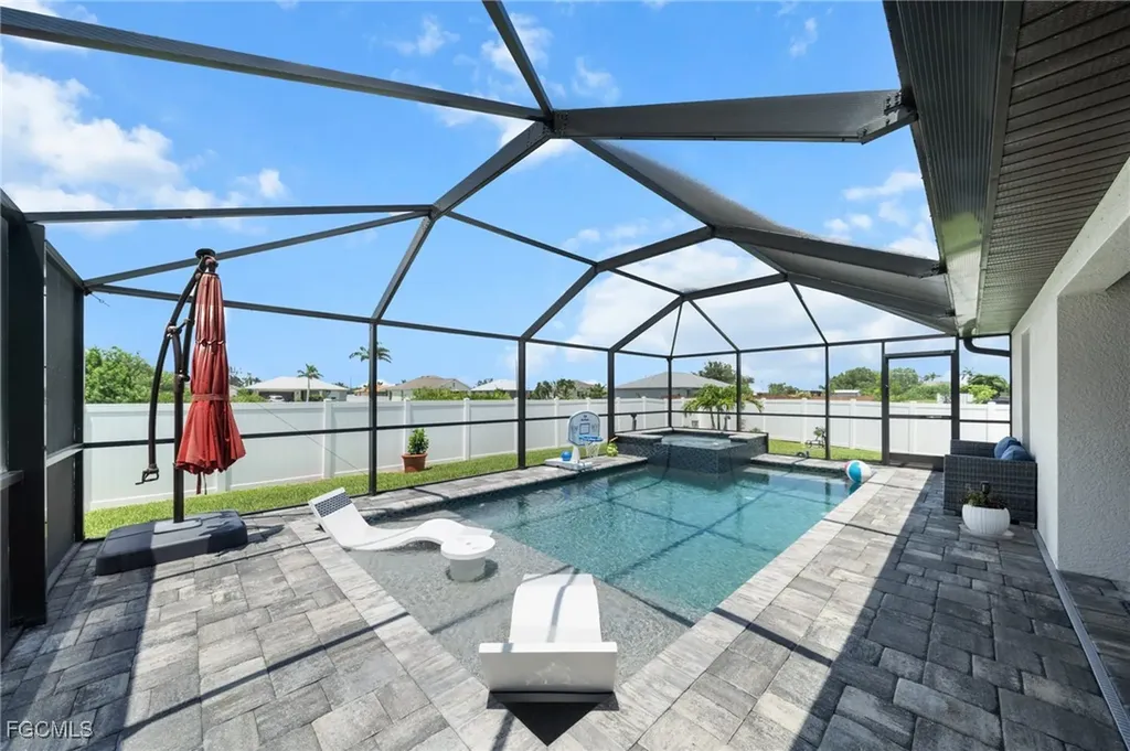 2805 NW 12th Lane Cape Coral FL 33993