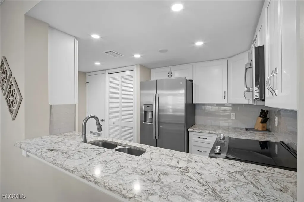 7406 Lake Breeze Drive Fort Myers FL 33907